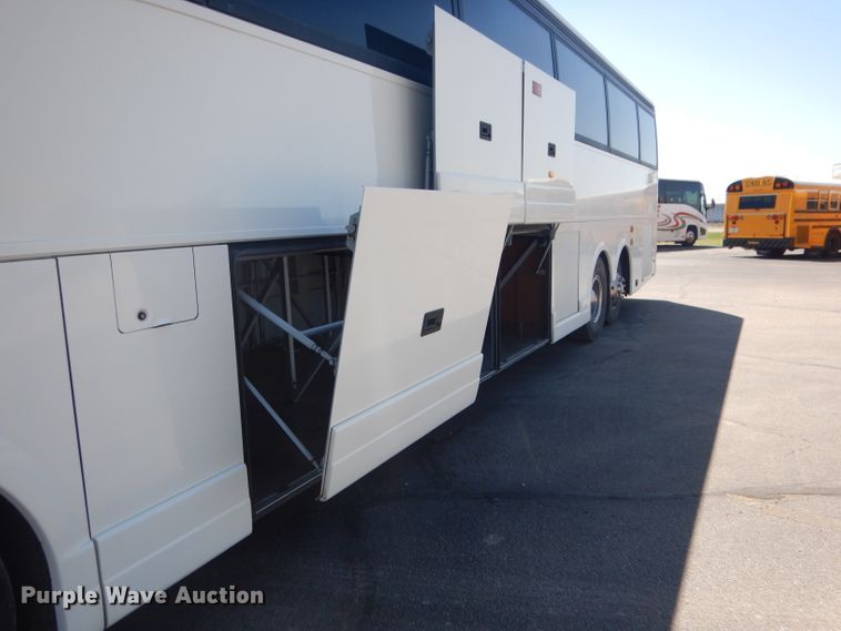 image for item DG5968 2001 Van Hool T2145 coach bus