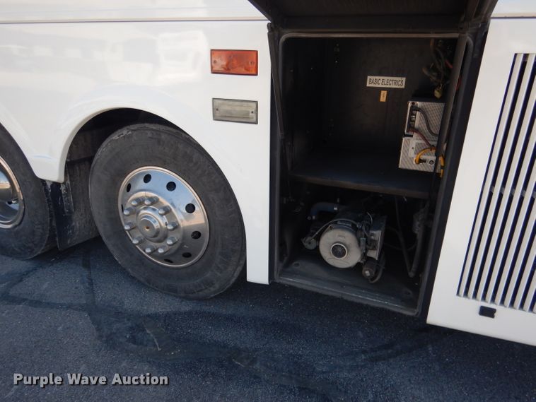 image for item DG5968 2001 Van Hool T2145 coach bus