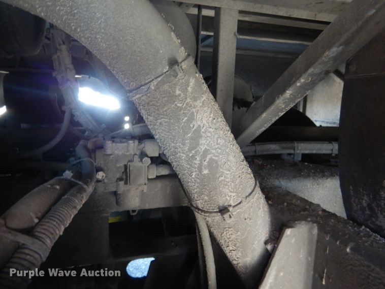 image for item DG5968 2001 Van Hool T2145 coach bus