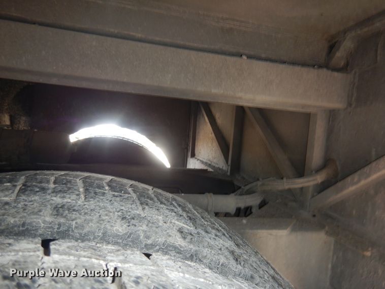 image for item DG5968 2001 Van Hool T2145 coach bus