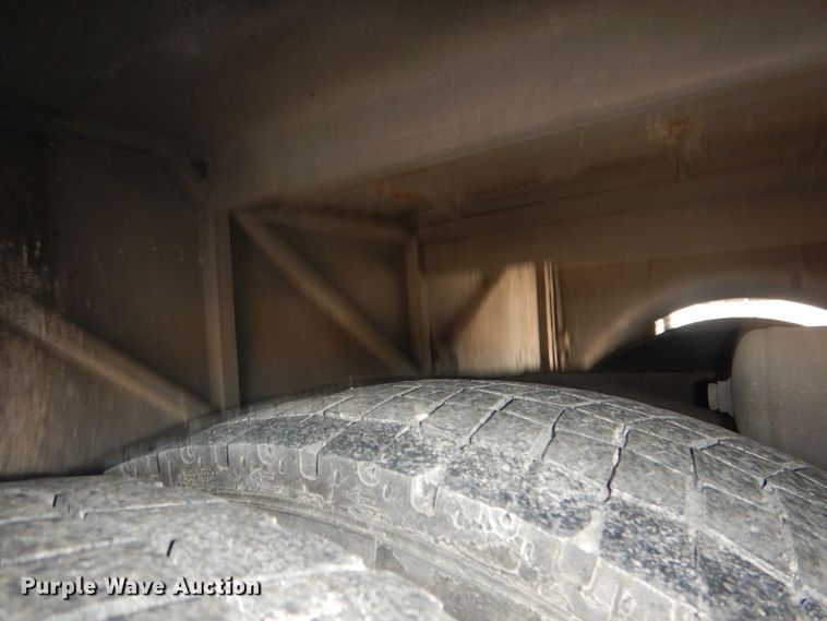 image for item DG5968 2001 Van Hool T2145 coach bus