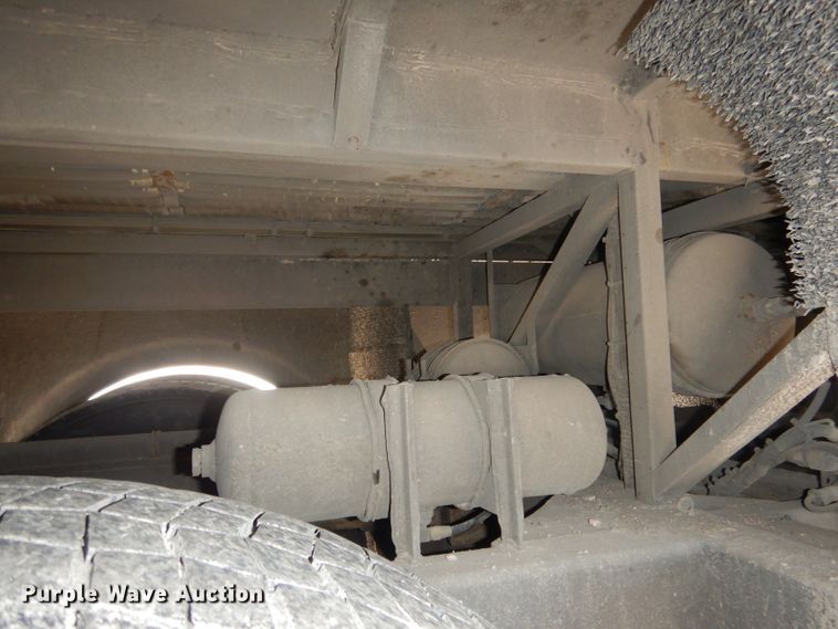 image for item DG5968 2001 Van Hool T2145 coach bus