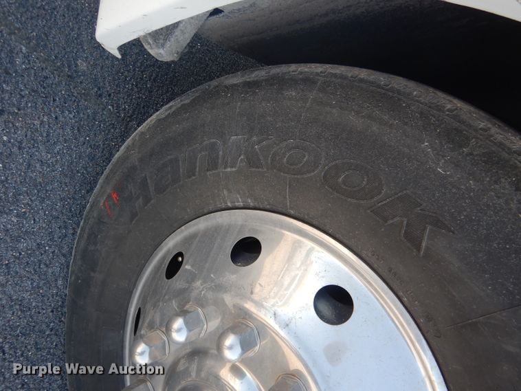 image for item DG5968 2001 Van Hool T2145 coach bus