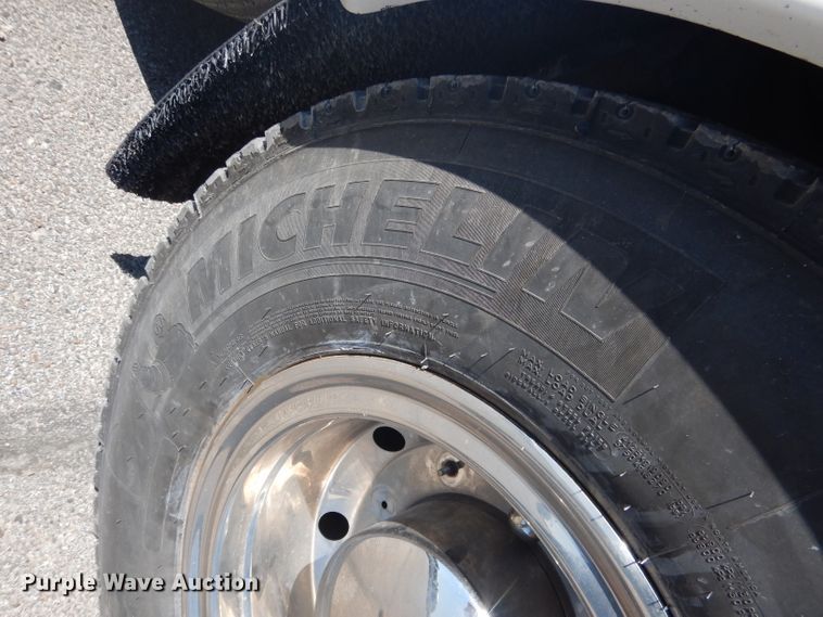 image for item DG5968 2001 Van Hool T2145 coach bus