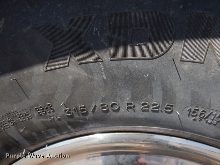 image for item DG5968 2001 Van Hool T2145 coach bus