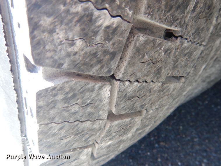 image for item DG5968 2001 Van Hool T2145 coach bus