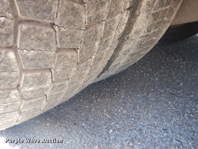 image for item DG5968 2001 Van Hool T2145 coach bus