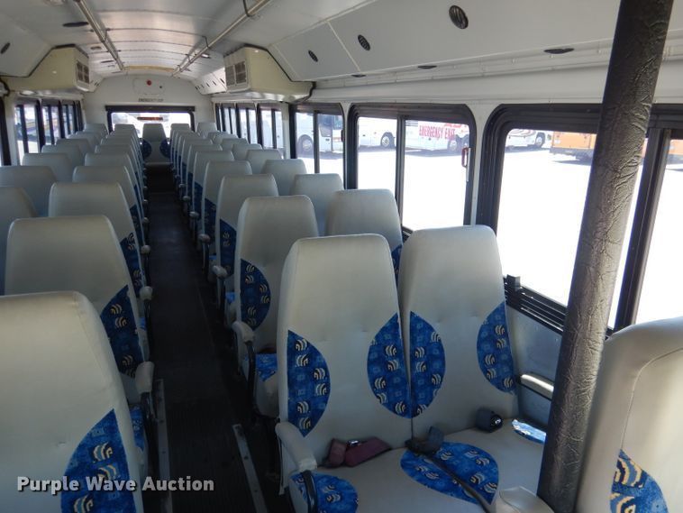 image for item DG5969 2002 Thomas Built Saf-T-Liner MVP ER school bus