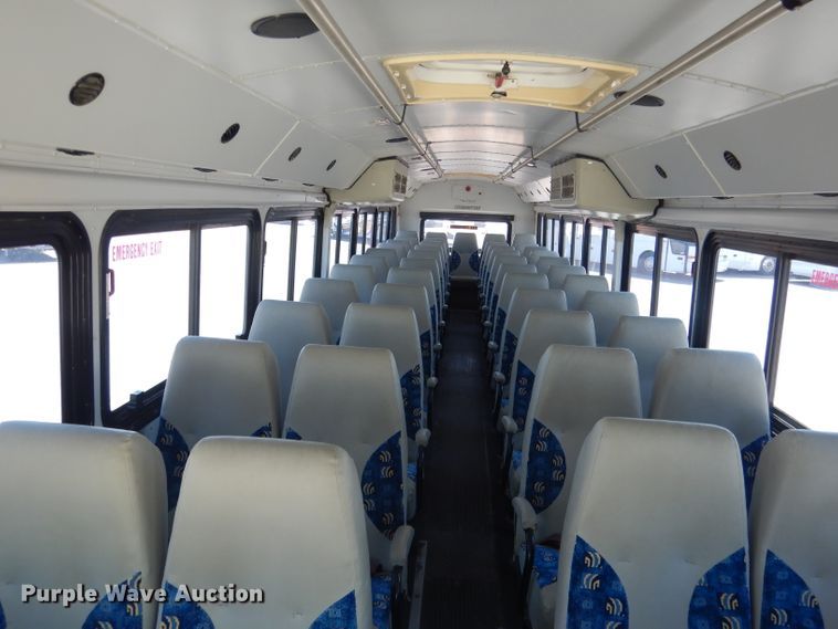 image for item DG5969 2002 Thomas Built Saf-T-Liner MVP ER school bus