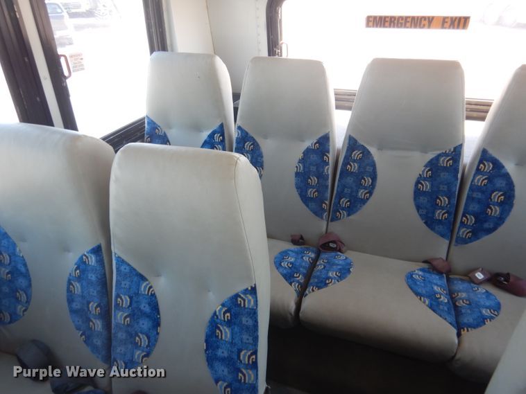 image for item DG5969 2002 Thomas Built Saf-T-Liner MVP ER school bus