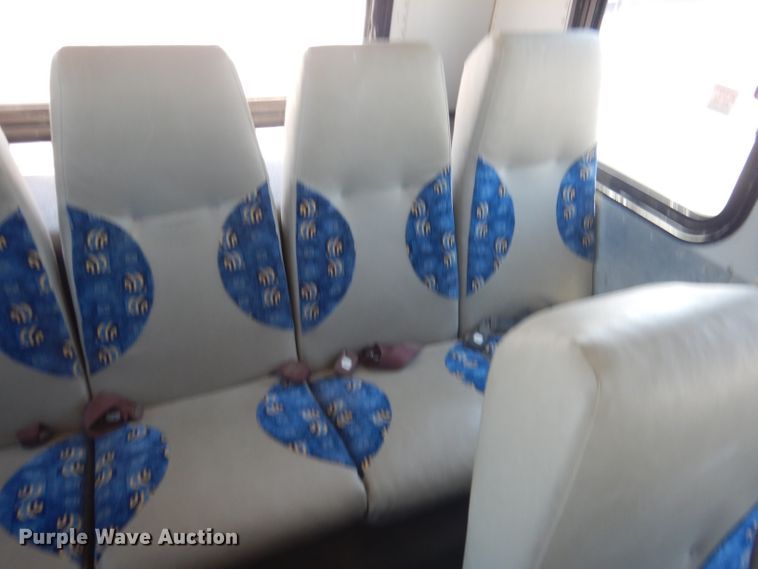 image for item DG5969 2002 Thomas Built Saf-T-Liner MVP ER school bus