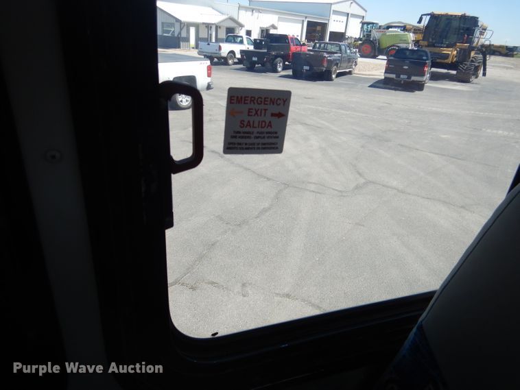 image for item DG5969 2002 Thomas Built Saf-T-Liner MVP ER school bus