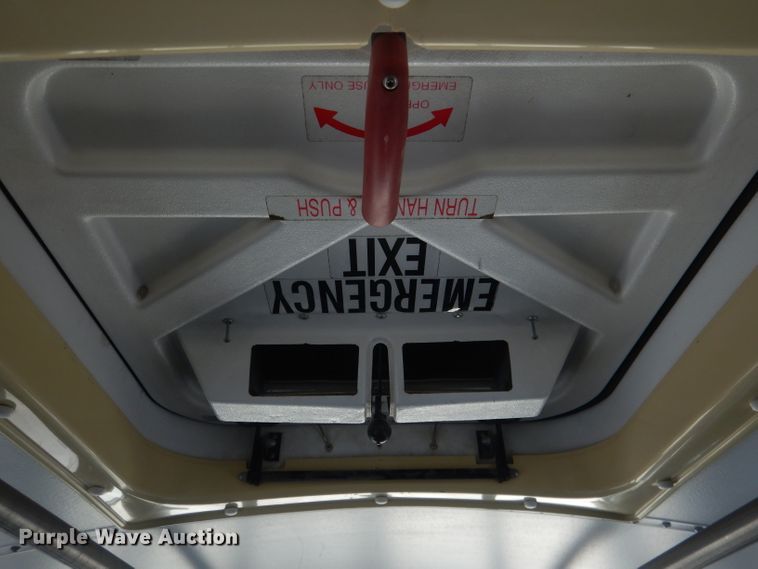 image for item DG5969 2002 Thomas Built Saf-T-Liner MVP ER school bus