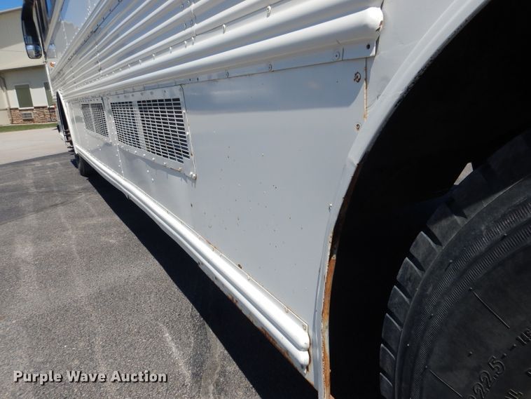 image for item DG5969 2002 Thomas Built Saf-T-Liner MVP ER school bus