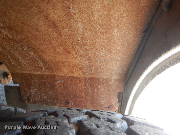 image for item DG5969 2002 Thomas Built Saf-T-Liner MVP ER school bus