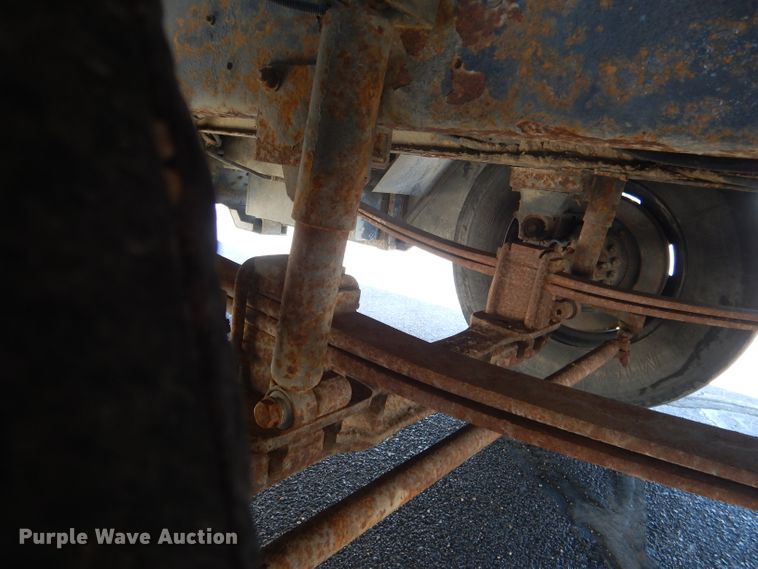 image for item DG5969 2002 Thomas Built Saf-T-Liner MVP ER school bus