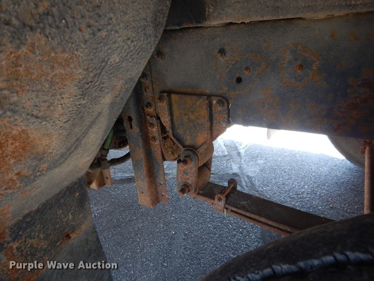 image for item DG5969 2002 Thomas Built Saf-T-Liner MVP ER school bus