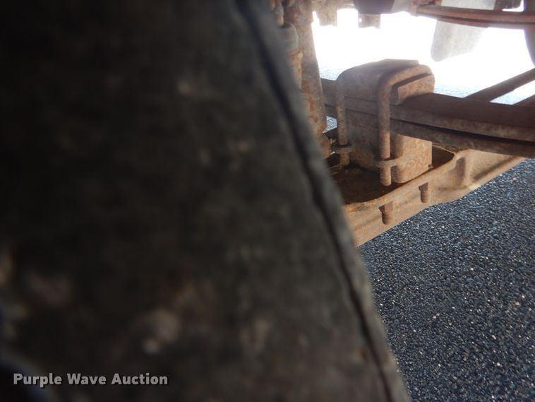 image for item DG5969 2002 Thomas Built Saf-T-Liner MVP ER school bus