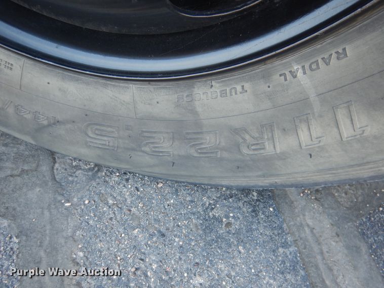 image for item DG5969 2002 Thomas Built Saf-T-Liner MVP ER school bus