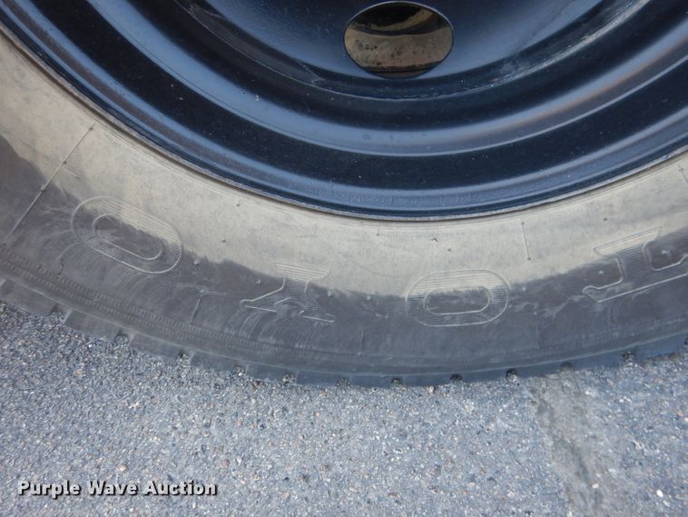 image for item DG5969 2002 Thomas Built Saf-T-Liner MVP ER school bus