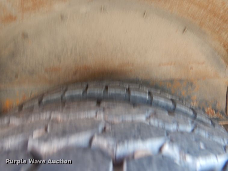 image for item DG5969 2002 Thomas Built Saf-T-Liner MVP ER school bus