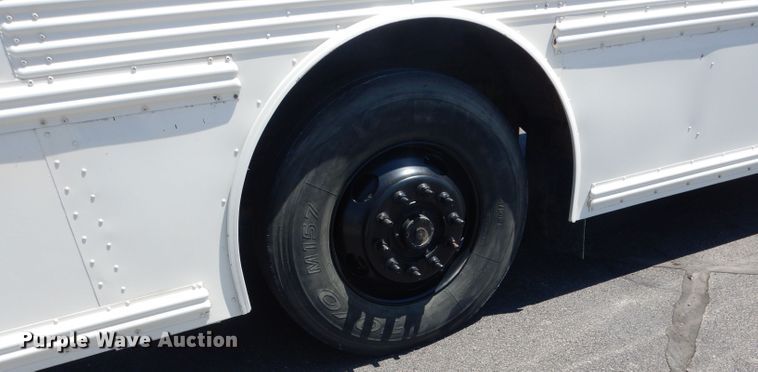 image for item DG5969 2002 Thomas Built Saf-T-Liner MVP ER school bus