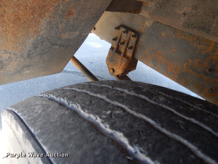 image for item DG5969 2002 Thomas Built Saf-T-Liner MVP ER school bus