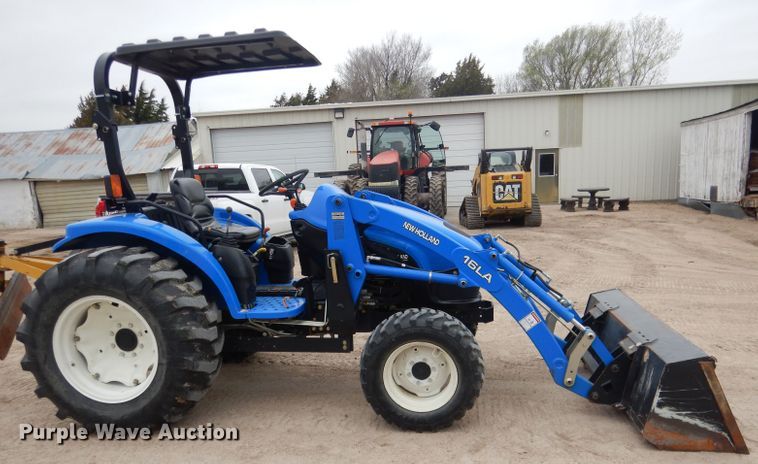 image for item DG5972 2003 New Holland TC35S MFWD tractor