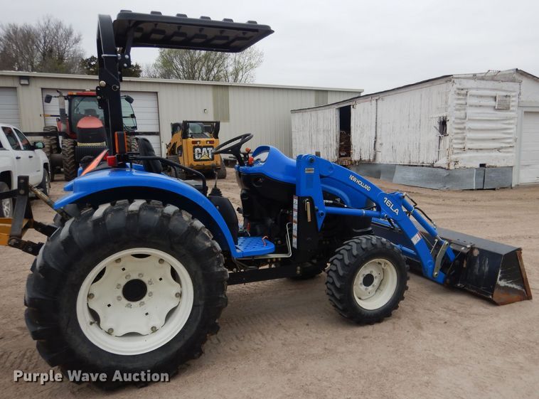 image for item DG5972 2003 New Holland TC35S MFWD tractor