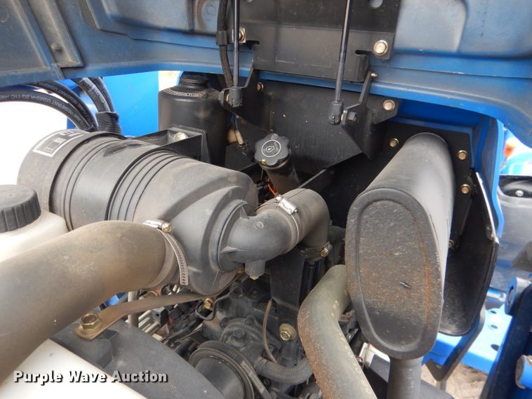 image for item DG5972 2003 New Holland TC35S MFWD tractor