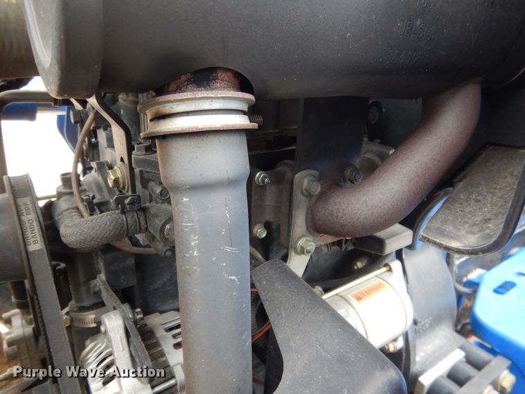 image for item DG5972 2003 New Holland TC35S MFWD tractor