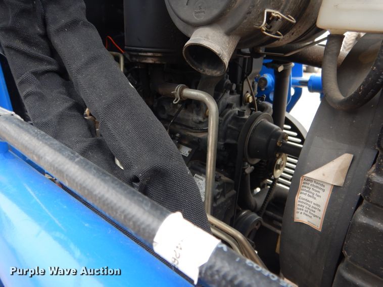 image for item DG5972 2003 New Holland TC35S MFWD tractor