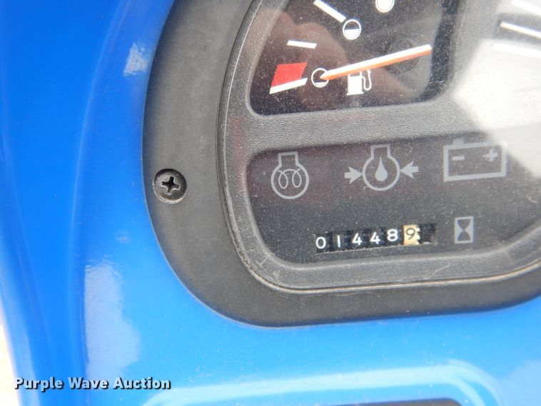 image for item DG5972 2003 New Holland TC35S MFWD tractor