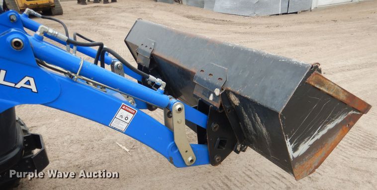 image for item DG5972 2003 New Holland TC35S MFWD tractor