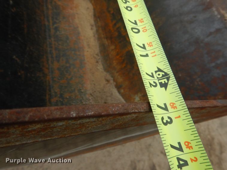 image for item DG5972 2003 New Holland TC35S MFWD tractor