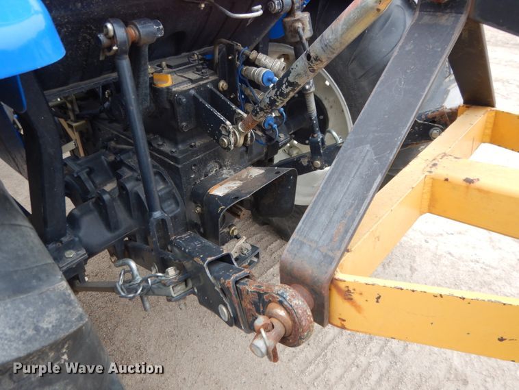 image for item DG5972 2003 New Holland TC35S MFWD tractor