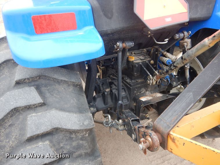 image for item DG5972 2003 New Holland TC35S MFWD tractor