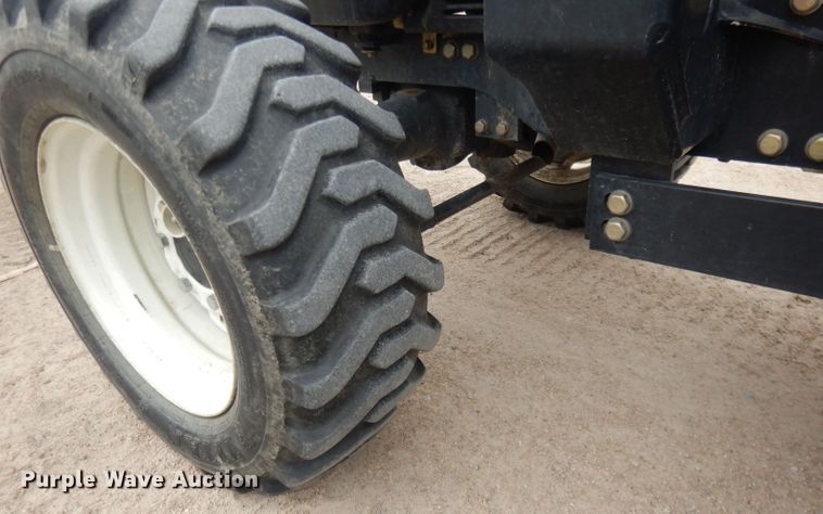 image for item DG5972 2003 New Holland TC35S MFWD tractor