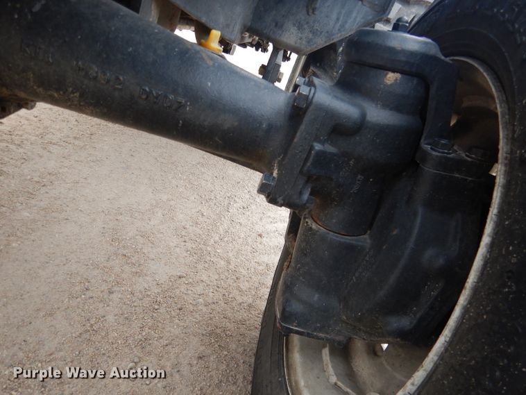 image for item DG5972 2003 New Holland TC35S MFWD tractor