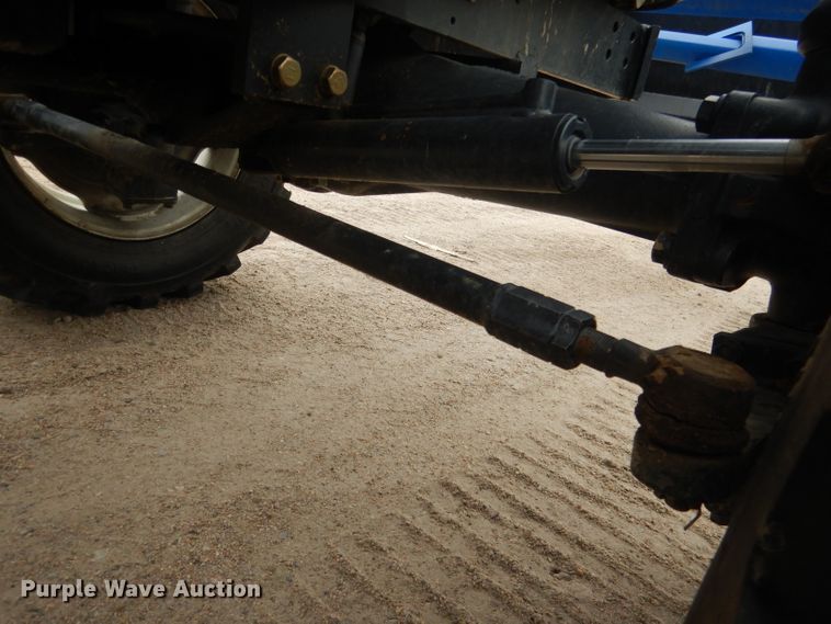 image for item DG5972 2003 New Holland TC35S MFWD tractor