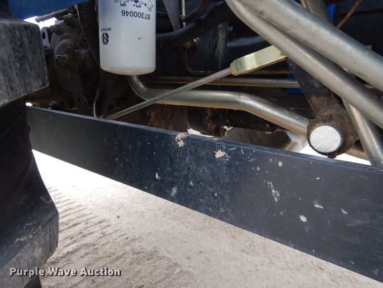 image for item DG5972 2003 New Holland TC35S MFWD tractor