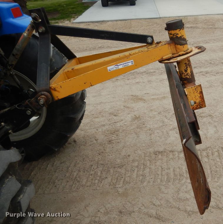 image for item DG5972 2003 New Holland TC35S MFWD tractor