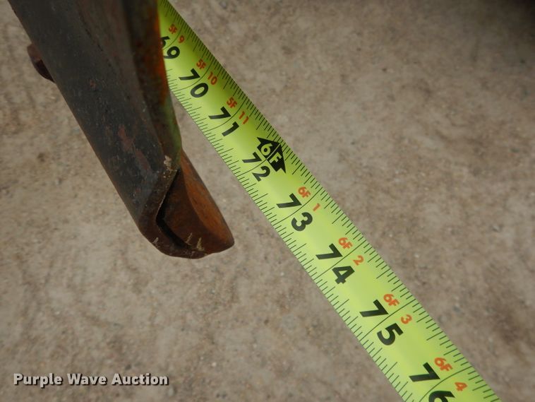 image for item DG5972 2003 New Holland TC35S MFWD tractor