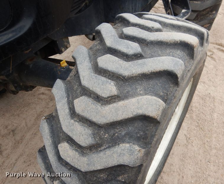 image for item DG5972 2003 New Holland TC35S MFWD tractor