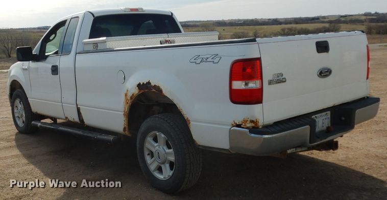 image for item DG6406 2004 Ford F150  pickup truck