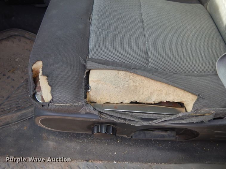 image for item DG6406 2004 Ford F150  pickup truck