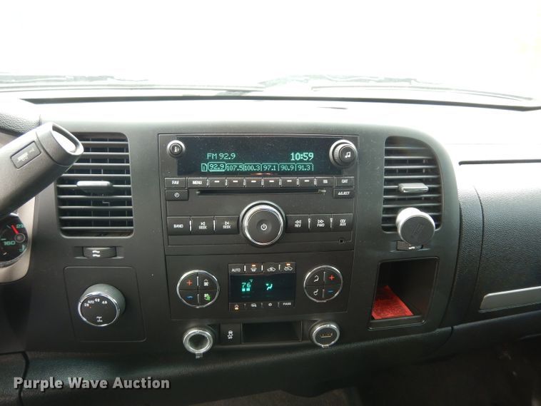 image for item DG6496 2012 Chevrolet Silverado 1500  Crew Cab pickup truck