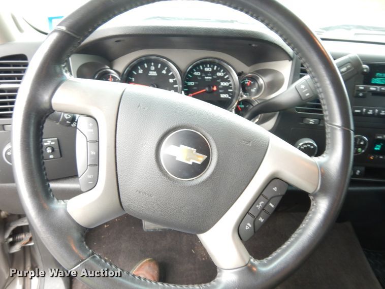 image for item DG6496 2012 Chevrolet Silverado 1500  Crew Cab pickup truck