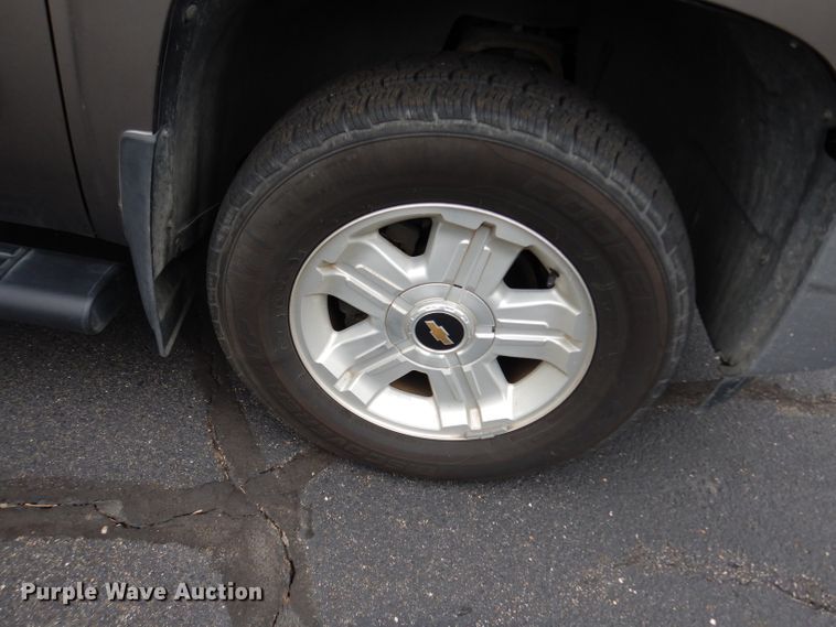 image for item DG6496 2012 Chevrolet Silverado 1500  Crew Cab pickup truck