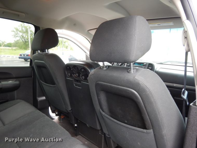 image for item DG6496 2012 Chevrolet Silverado 1500  Crew Cab pickup truck